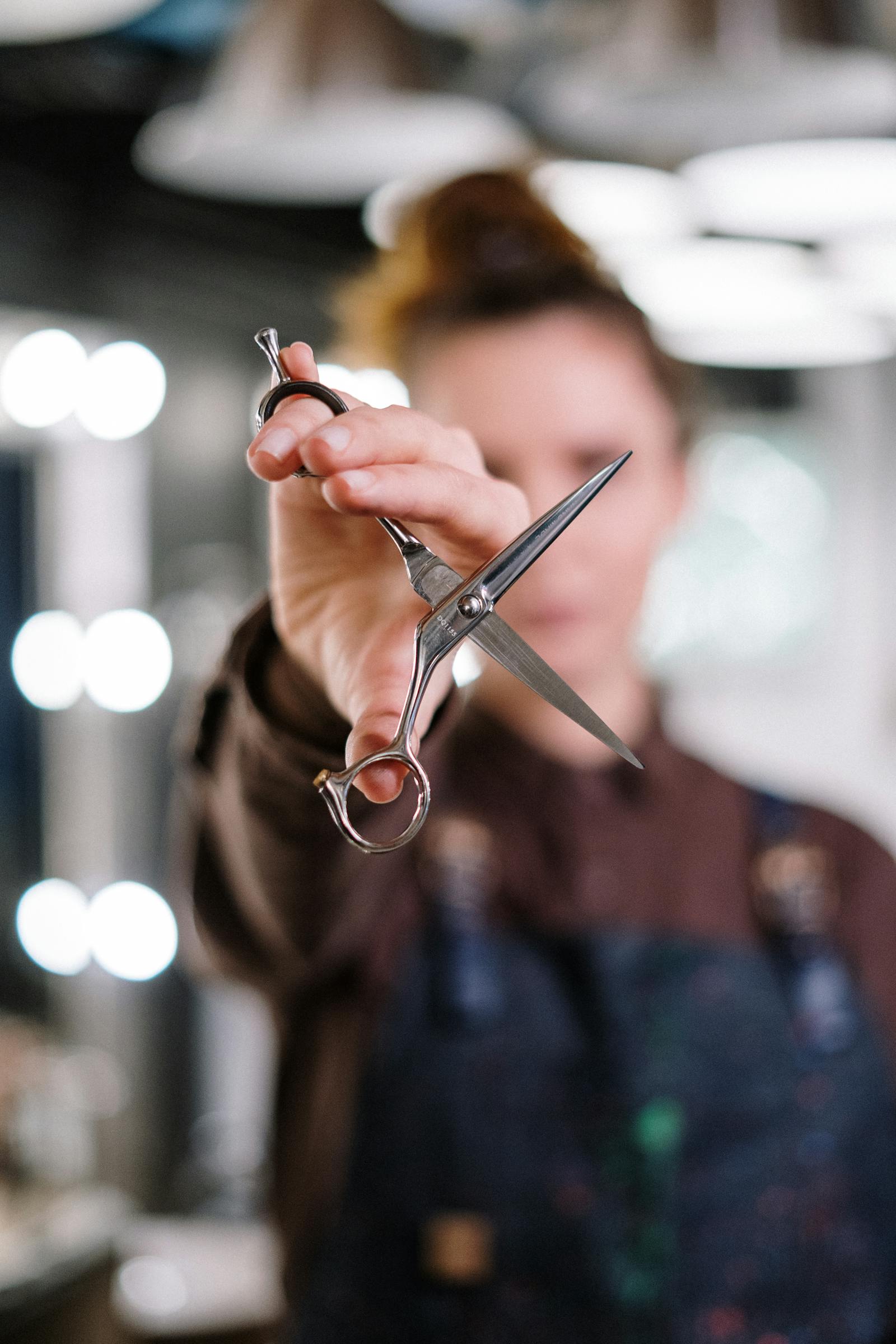 Jen — precision cutting specialist